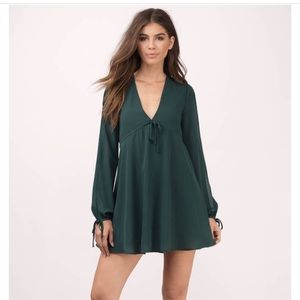 Tobi all tied up green skater dress